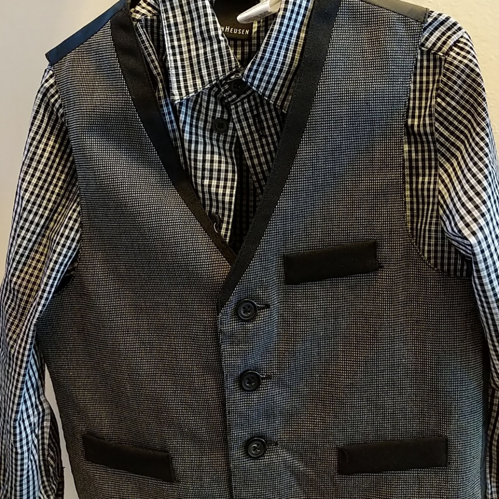 Boys suit